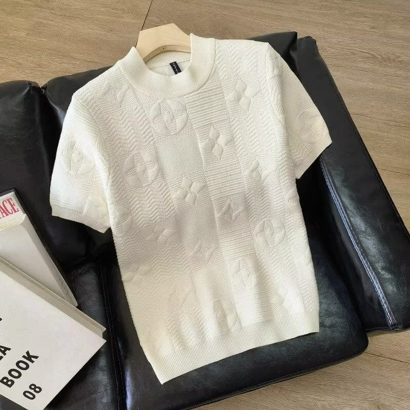 Spring and summer new textured jacquard men's round neck solid color short sleeve casual Joker sweater bottoming shirt trend is simple.