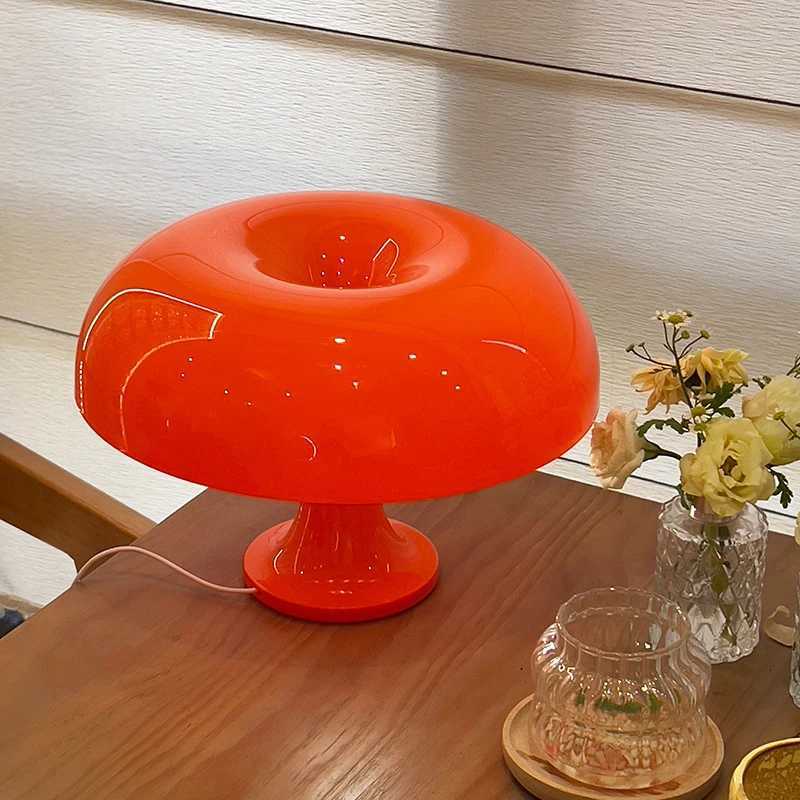Mushroom Design Table Lamp USB Powered Mushroom Night Light Decorative Desk Lamp for Home Bedroom Living Room C251115