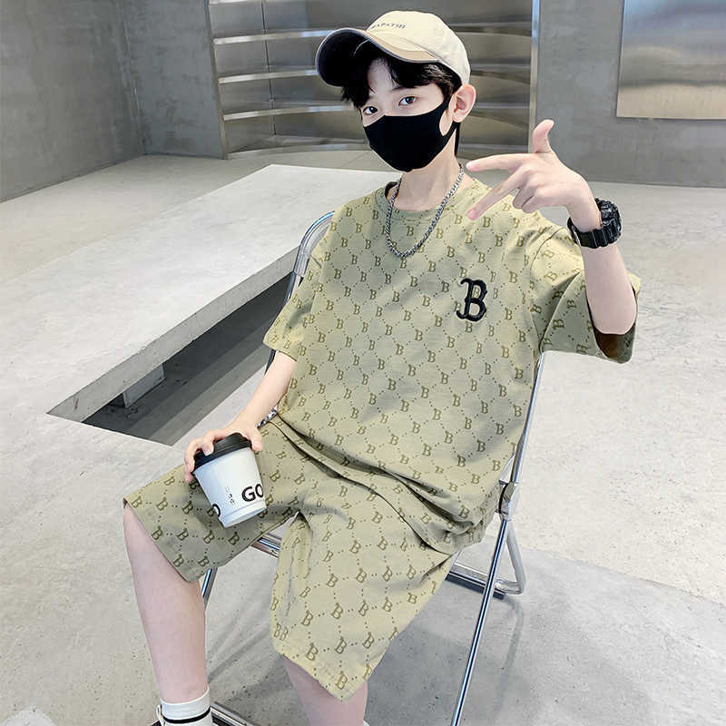 3146 people have rated positivelyBoys Summer Outfit Set 2025 New Stylish Summer Short Sleeve for Older Boys C250924