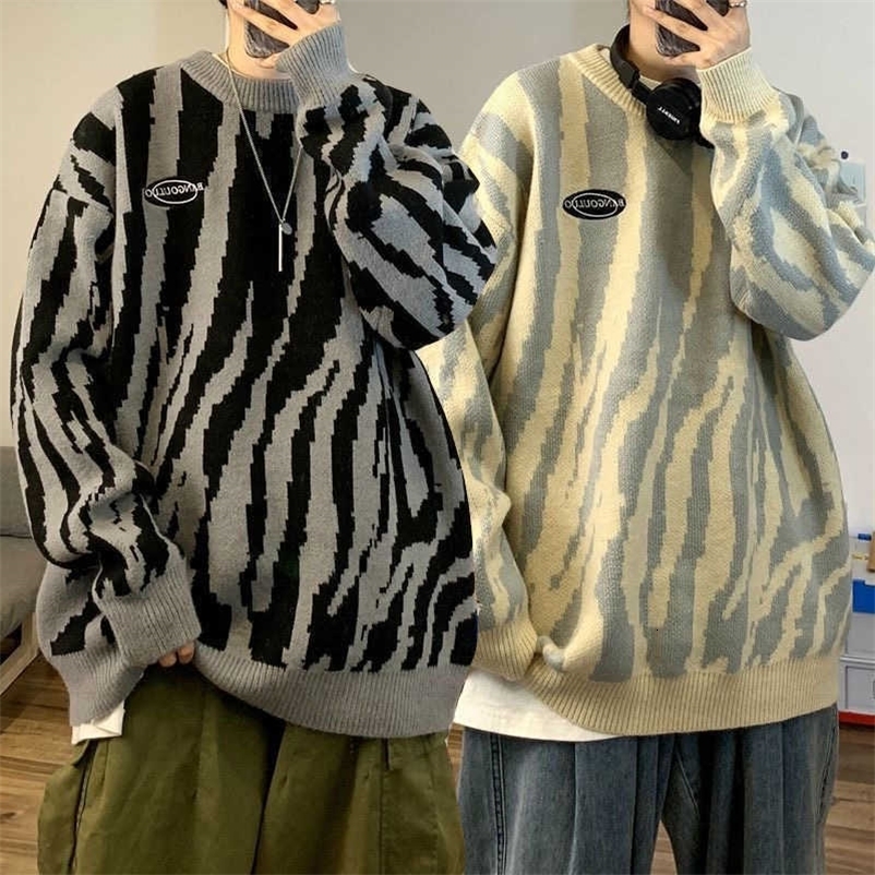 Autumn winter sweater men's Hip hop flame long sleeve Black green khaki loose pullover Harajuku O-neck sweater men tops 211018