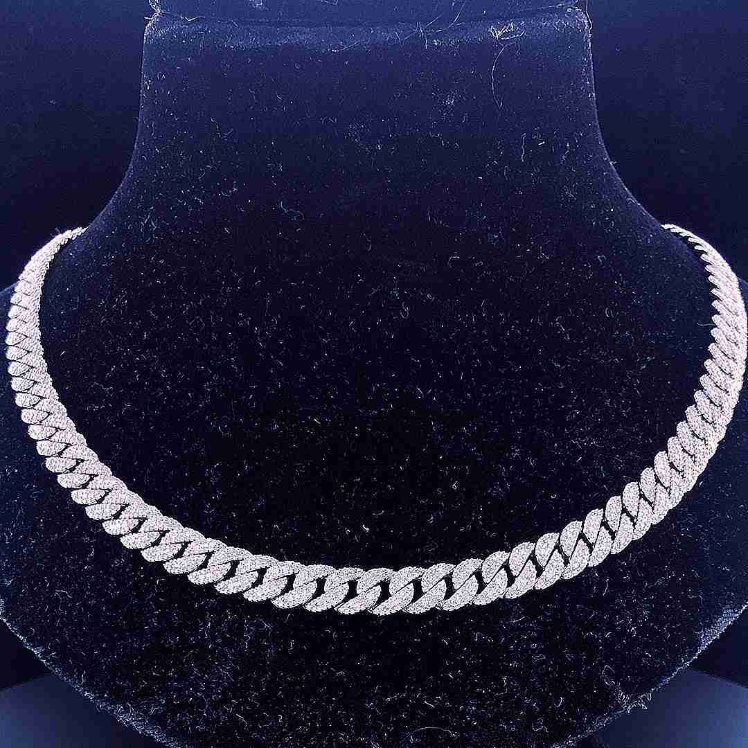 Premium Quality VVS Clarified Moissanite Diamond Letter Pendants 10kt Solid GoldSilver Plated Chain Fashion Chains Necklace