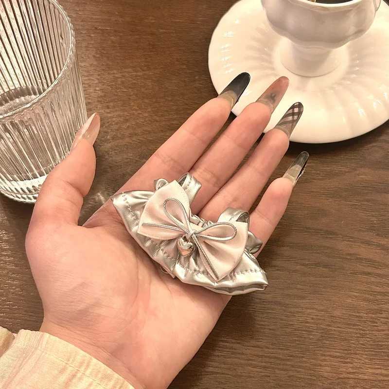 New Suitable For Labubu Clothing 40 Generation 10cm Mini Doll Clothes Cute Little Silver Skirt Suit Only Clothes No Dolls C250924