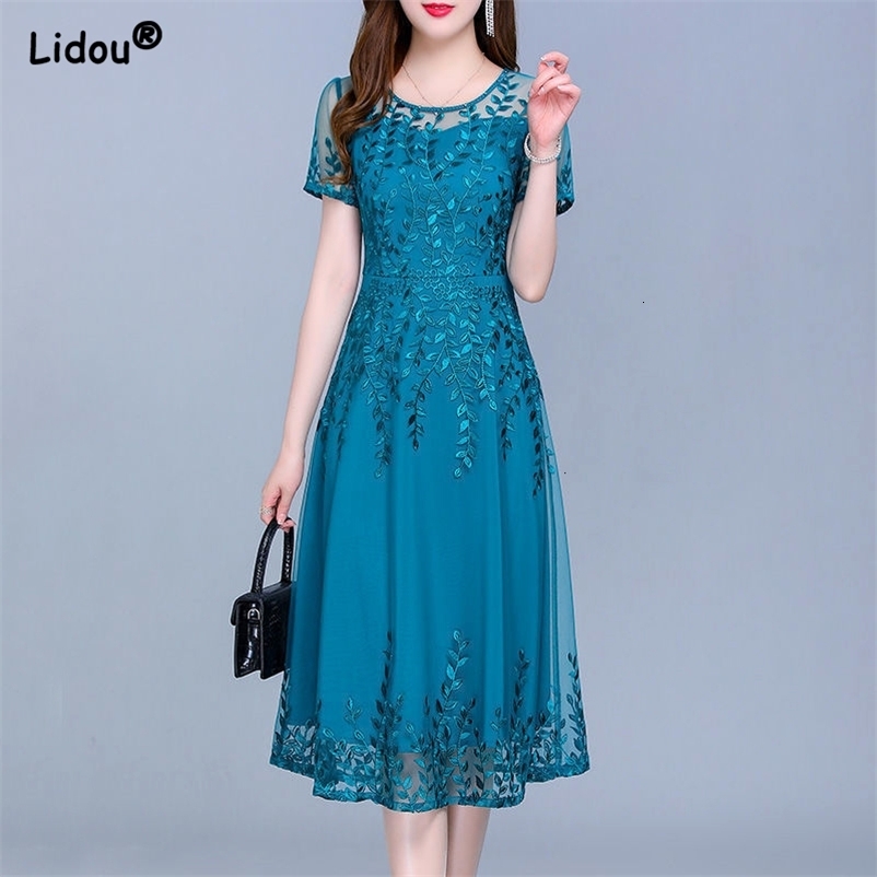 Casual Dresses Round Neck Solid Color Temperament Dresses Embroidery Graphic Casual Women's Clothing Knee Skirts Retro Thin Summer Dignified 2303