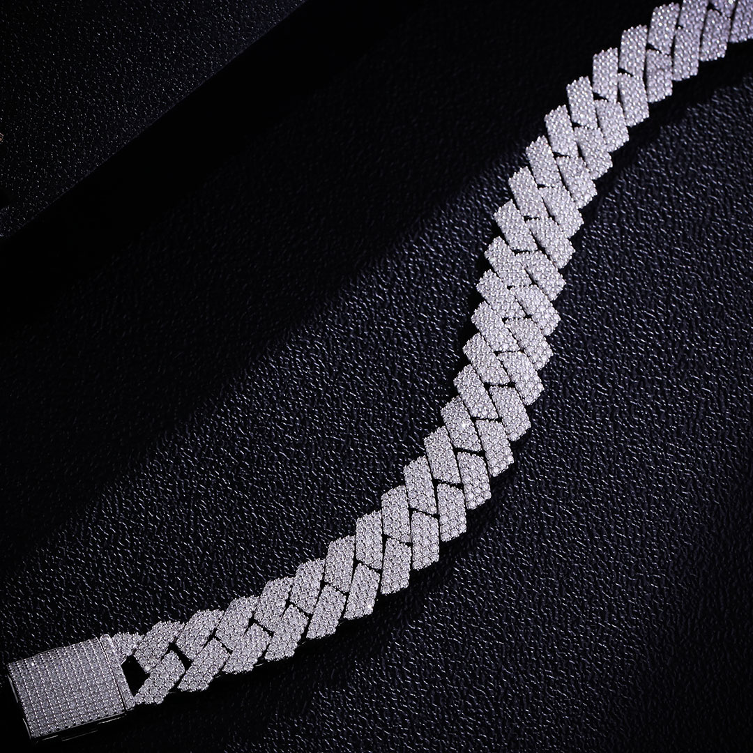 925 Silver Moissanite Cuban Link Chain Cuban Chain Bracelet 15mm Three Rows of Moissanite Stone
