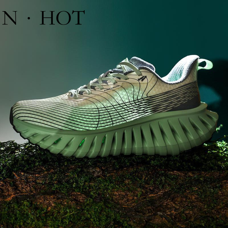 NHOT Designer Luxury Fashion Running Men's Shoes Carbon Board Casual Couple Breathable Sports Shoes Shock-absorbing Basketball Shoes Height Incre
