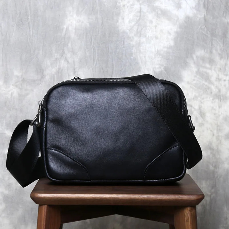 Leather single shoulder cross body bag mens handmade denim small pocket with retro casual on the top 240808