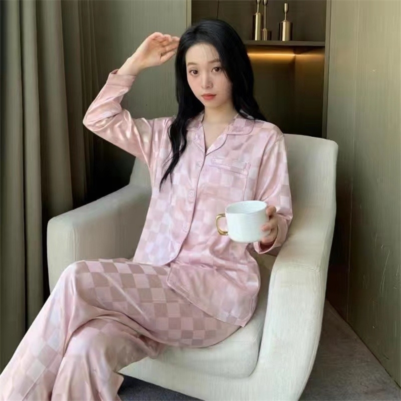 Women's Sleepwear Pink Plaid Pajamas Ladies Summer Large Size Spring and Autumn Long Sleeve Thin Ice Silk Homewear Set 230309
