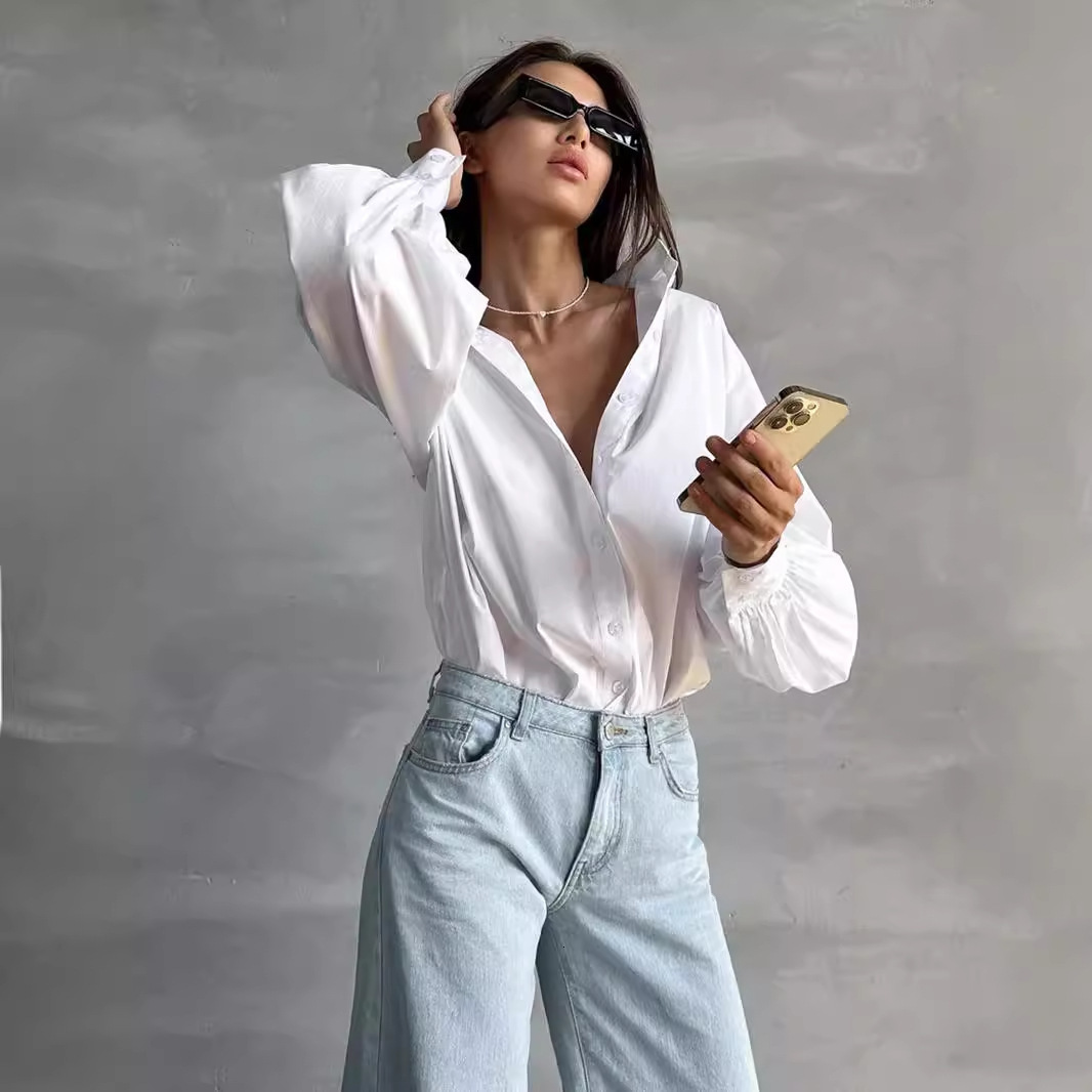 2024 Lantern Sleeve Womens Shirt Lazy Style Elegant Commuting Versatile Round Neck Lantern Sleeve Shirt Women 210524