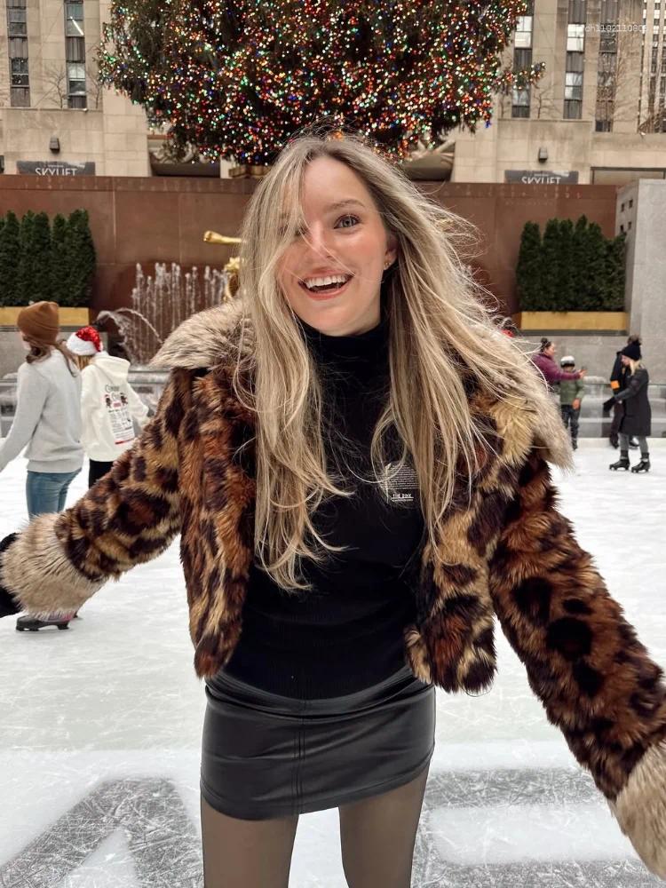 Women's Down 2025 Winter Animal Leopard Print Faux Fur Jacket For Women Luxury Y2K Long Sleeve Warmth Coats Lady High Street Chic Outerwear