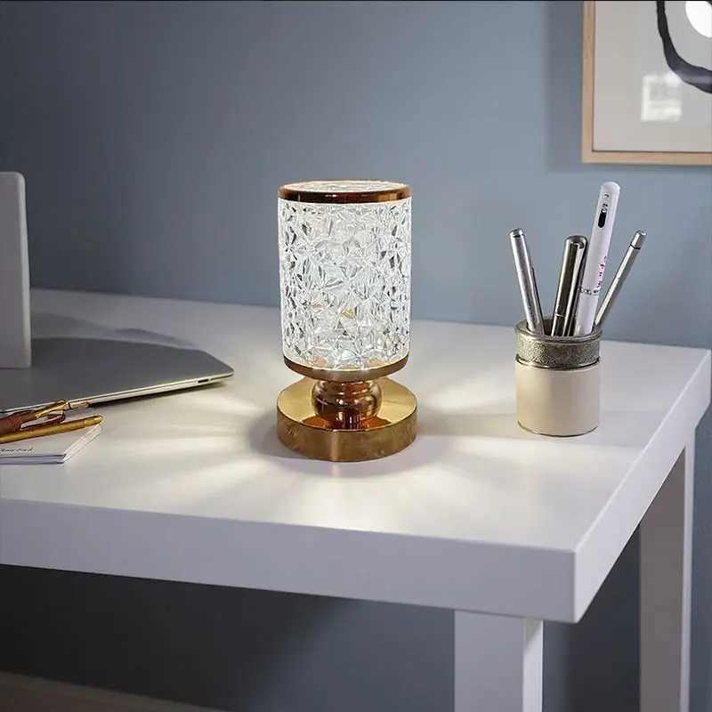 Creative Small Table Lamp Bedside Bedroom Night Light Touch Charging Ambient Light Decorative Table Lamp Room Decor Table Lamps C251115