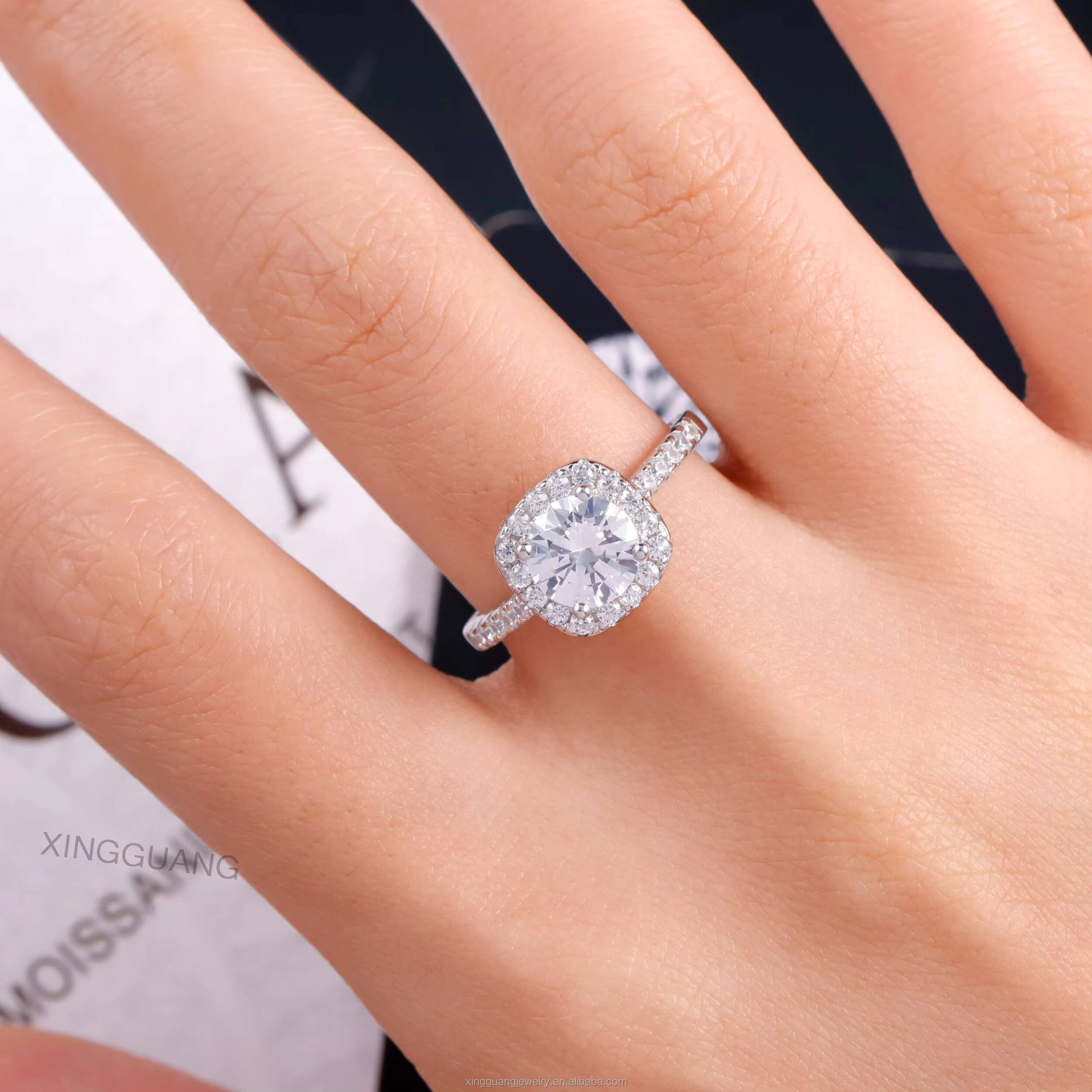 High End 10CT Brilliant Round GRA Moissanite Halo Style 14K 18K White Gold Solid Gold Ring Women Wedding Engagement Jewelry
