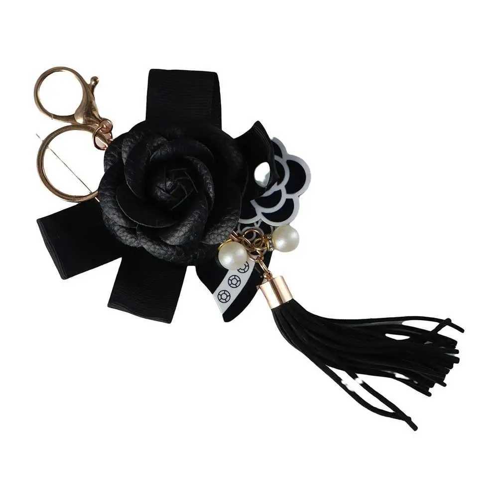 Fashion Valentines Gifts Leather Jewelry Gifts Bag Ornaments Element Hanger Bag Pendant Key Chain Camellia Key Chain Flower Keyring2 D250925