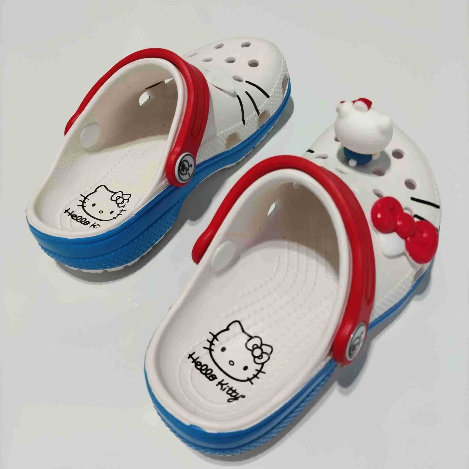 Sanrio In Stock Hello Kitty Hole Sandals Slippers Sandals Kawaii Eva Anime Home Beach Shoes Summer Slippers Adult Kids Gift L250924