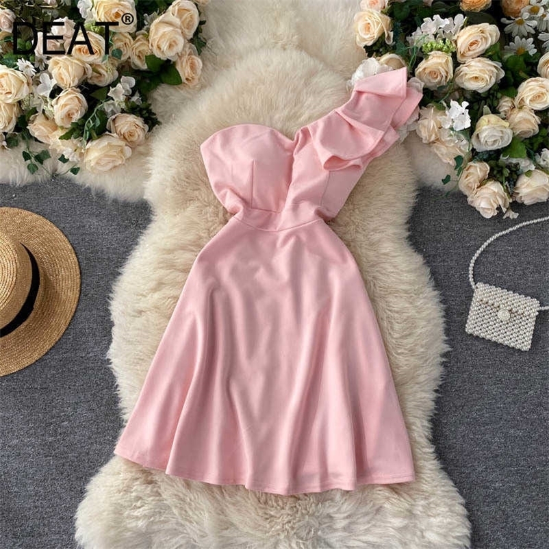 DEAT Spring Summer Arrivals Solid One Shoulder Diagonal Collar Ruffles High Waist Fashion Slim Women Dress MZ852 210709
