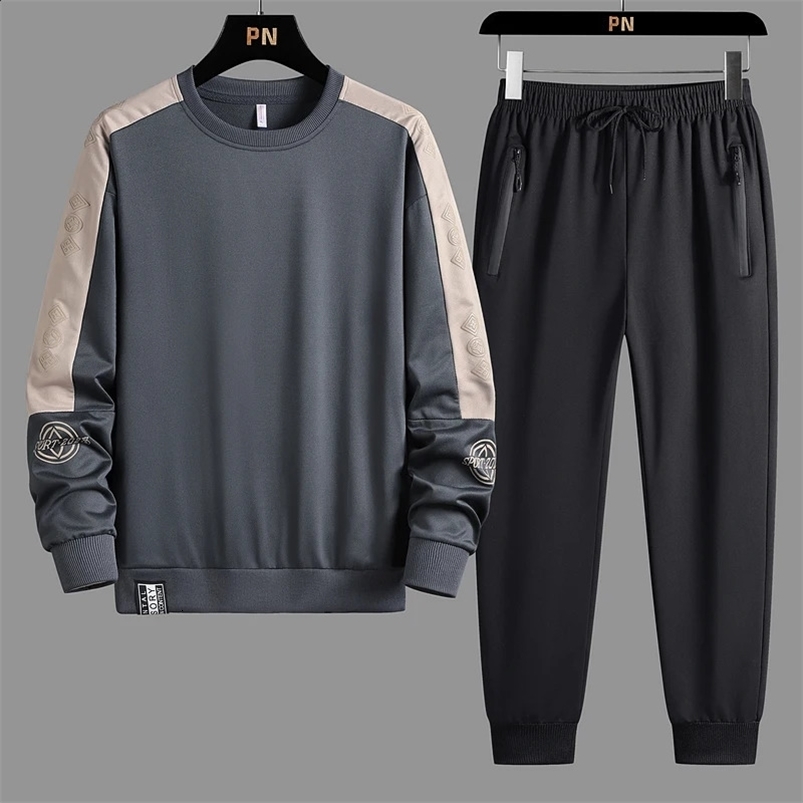 Mens sportswear autumn jogging suit for young male students Korean fashion sportswear sweatshirtpants size 5XL 241205