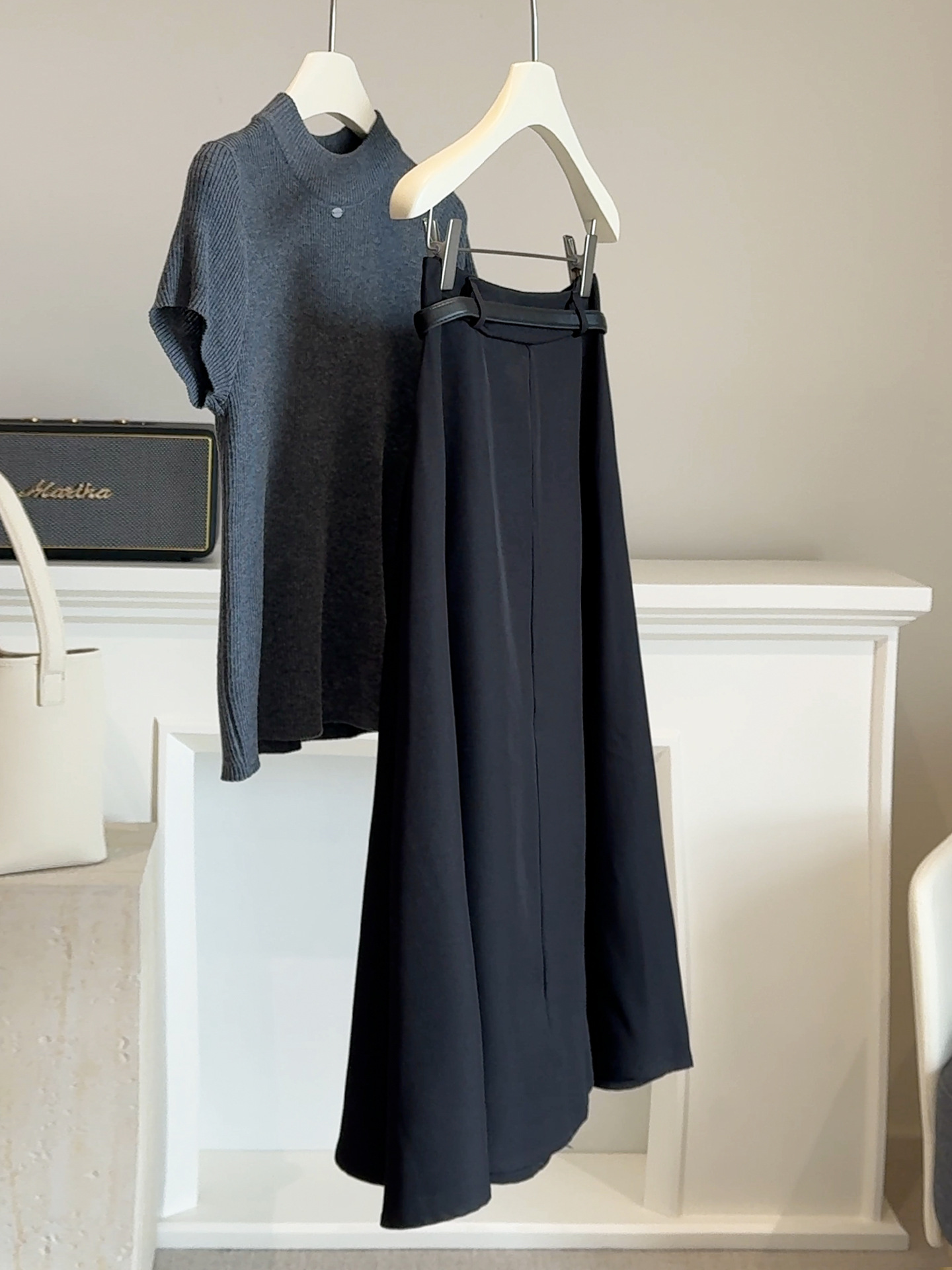 SL140 New elegant slim drape mid-length skirt