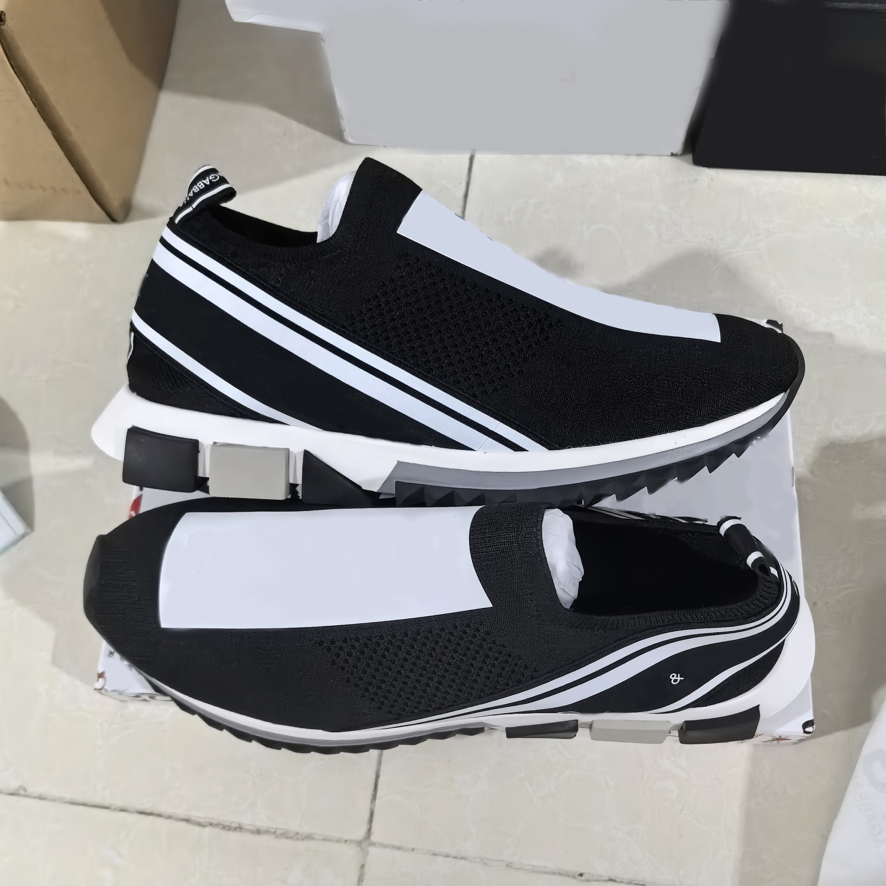 Chaussures de designer Sorrento Sneakers Men Tissu Jersey Jersey Slip-On Sneaker Lady Two-Tone Rubber Micro Sole Breathable Casual Casual