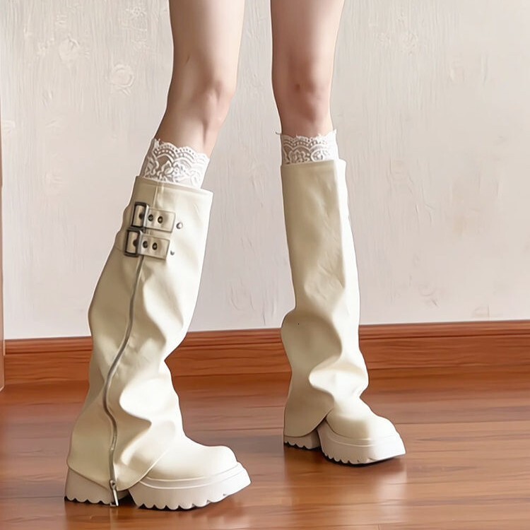 Soft design Leather Thick Soled Long Boots For Women Slim Fit And Height Increasing Boots With Cuffs Luxury Shoes New Knee High Boots Autumn Designer 