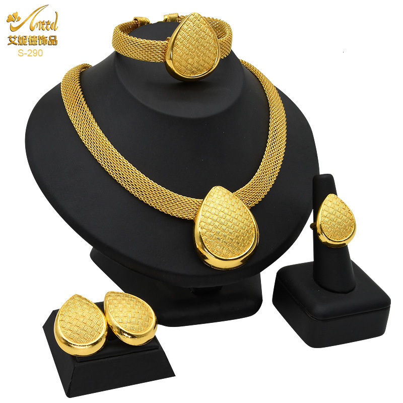 24K Dibai Gold Jewelry Bridal Necklace Bracelet Earring Ring Four Piece Womens Jewelry Set 230313
