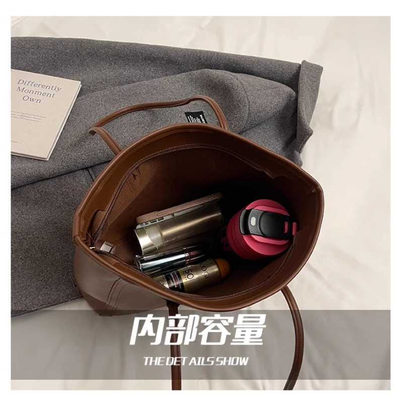 Shoulder Bags for Women PU Leather Handbags Ladies Black Hand Bag Ladies Large Capacity Casual Handbag 2025 New Fashion Vintage W250924