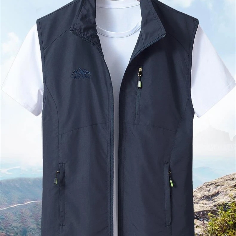 Mens vest spring and autumn thin casual breathable vest jacket for mens youth middle-aged and elderly quick drying vest 240912