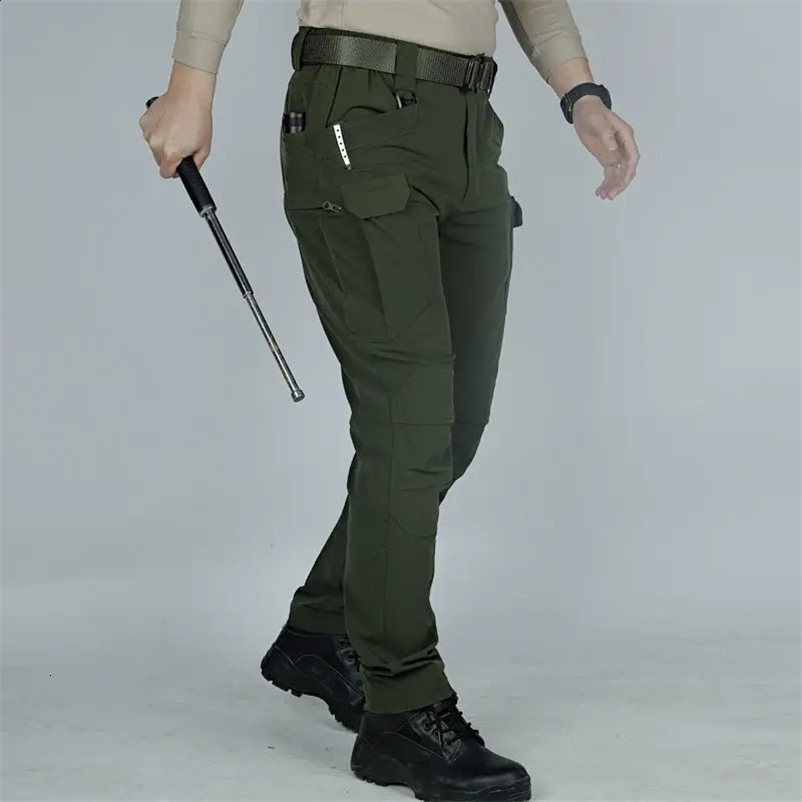 Summer Thin Loose Training Pants Man Sharkskin Soft Shell Quick Drying Rainy Day Outdoor Multiple Pockets Tactical Trousers 240812