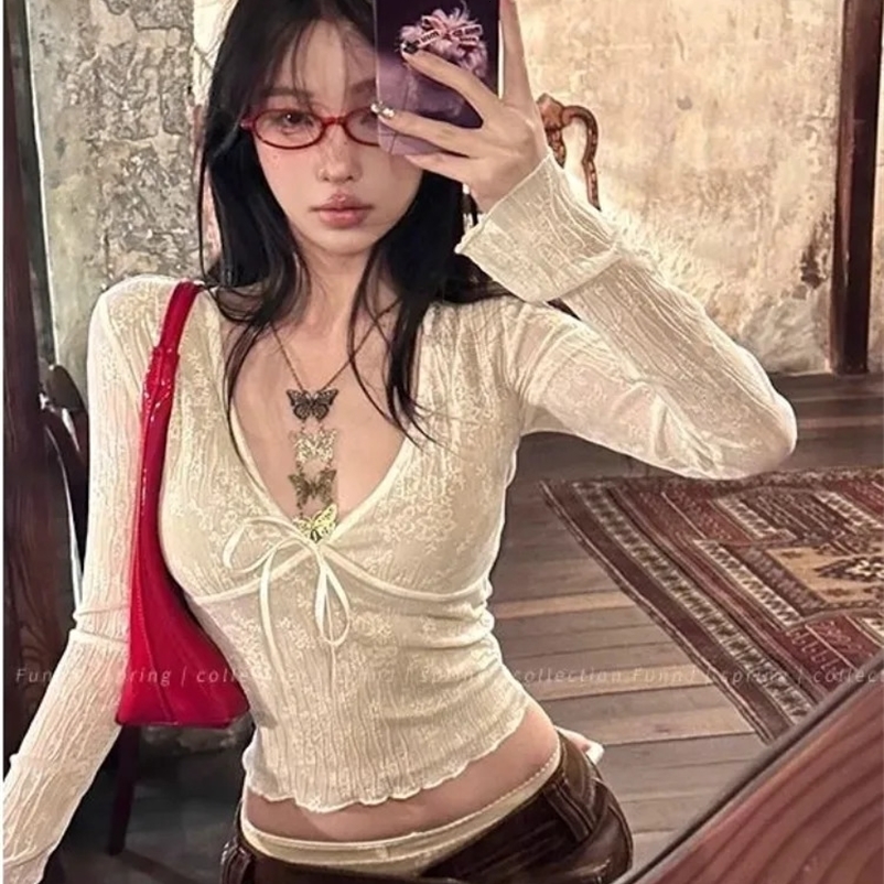 Deeptown Coquette Aesthetic Mesh T Shirts Women Vintage V Neck Lace Bow Cropped Tops Y2k Sexy Slim Fit Long Sleeve Tee Shirts 240717