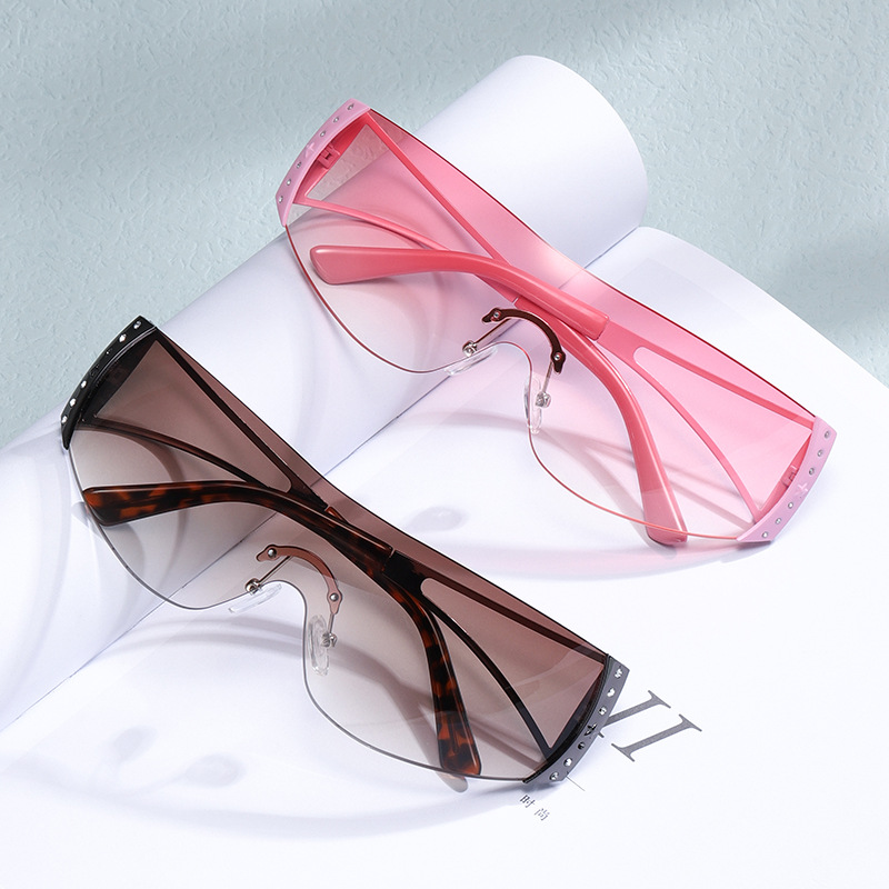 Designer Sunglasses For Men Women Oversized Diamond Sunglasses Fashion UV400 Protection Sunglasses Luxury Polarized Goggle Pilot PC Frame Square Eyewe