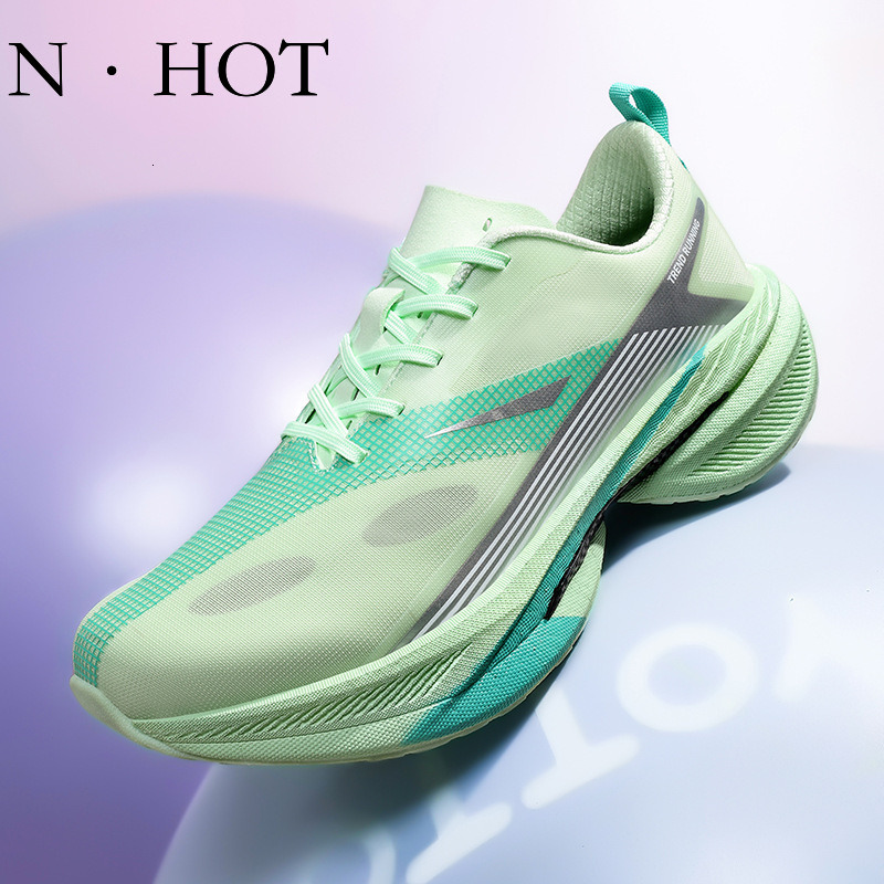 NHOT Designer Luxury Couple Trend Casual Sports Shoes Youth Fashion Popcorn Soft Sole Lightweight Running Shoes Breathable Anti Slip Outdoor Shoes Hik