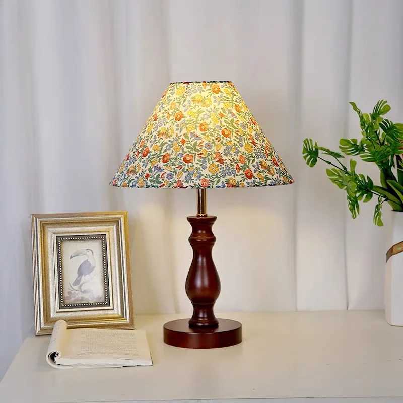 French WabiSabi Bedside Lamp MidCentury Solid Wood Lighting for Zen Study Luxe Hotel Decor C251115