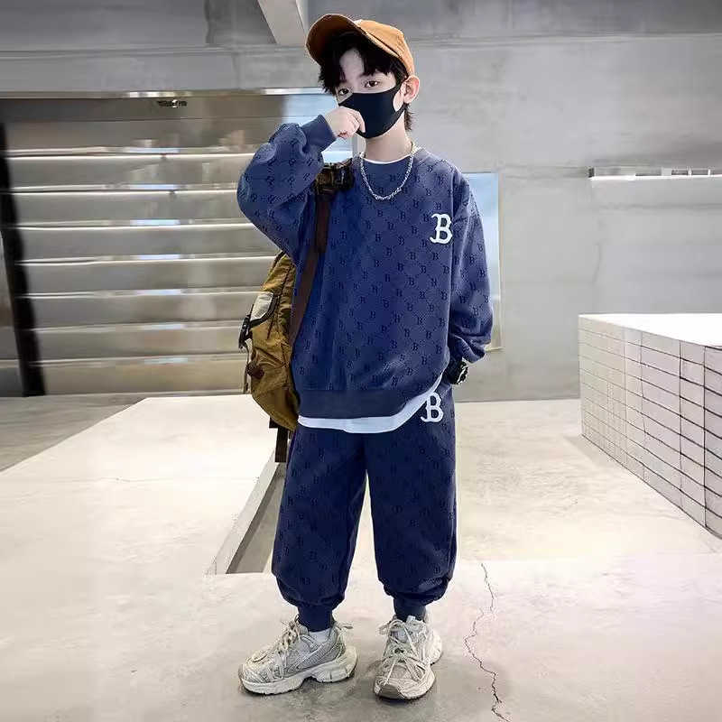 Boys Spring Outfit Set 2025 Childrens Letter Sweatshirt TwoPiece Set for Older Kids Trendy Brand Spring and Autumn Clothes Letter Print C250924