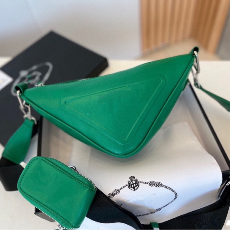 Luxury Waist Bag Fashion Crossbody Chest Bag Designer Black Leather Bumbag -0 Classic Zipper Fanny Pack Fashion Pillow Handbags Fannypacks Wallets ABP