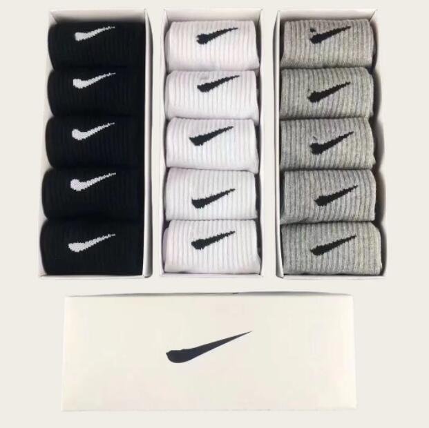Designer Low Medium And High Waist Solid Color Breathable Cotton Socks Breathable Cotton Jogging Basketball Football And Sports Socks