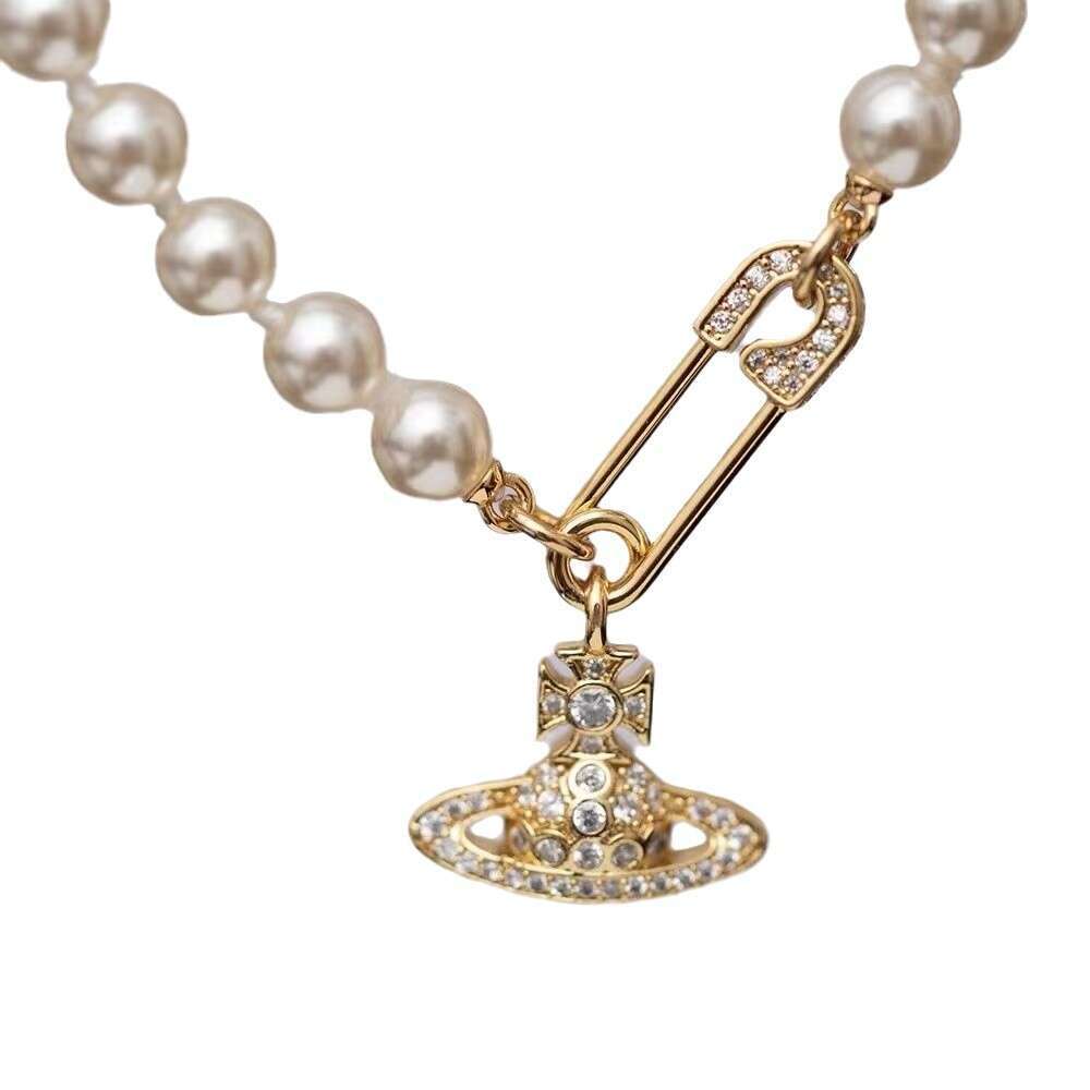 Pendant Necklaces Saturn Necklace Designer Custom Empress Saturn Brooch Zhen Shi Family High-end Imitation Pearl One-to-one Classic Versatile Clavicle