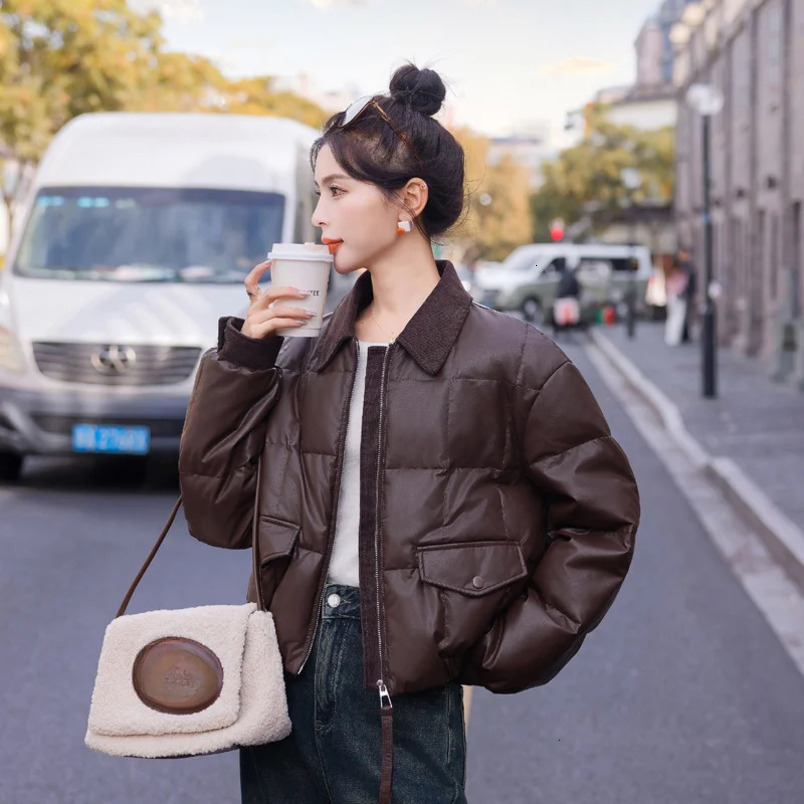 Womens down jacket vintage collar jacket brown PU leather shorts Korean loose winter jacket womens clothing 241108