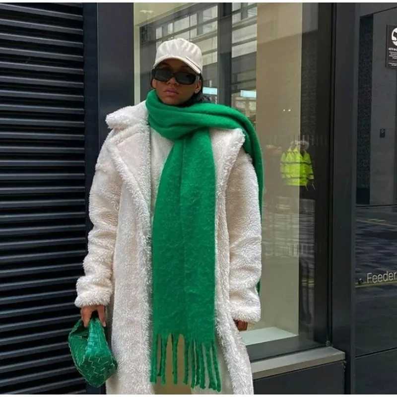 Winter Scarf Women Luxury Autumn Winter Cashmere Scarf Thickened Warm Shawl Classic Tassels Fluffy Scarf Solid Color Soft Shawl W251021