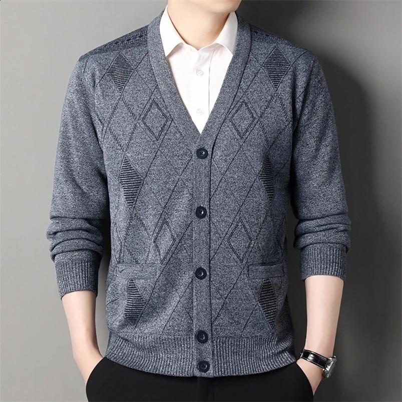 Mens casual cardigan V-neck sweater Mens autumn and winter clothing Button knitted cardigan Mens knitted sweater 241205