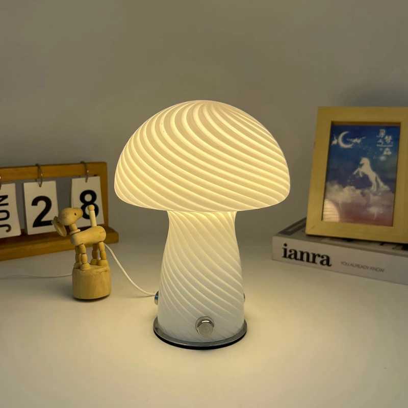 Glass mushroom lamp Nordic Bauhaus vintage ins girly internetfamous bedroom living room bedside ambient nightlight C251115