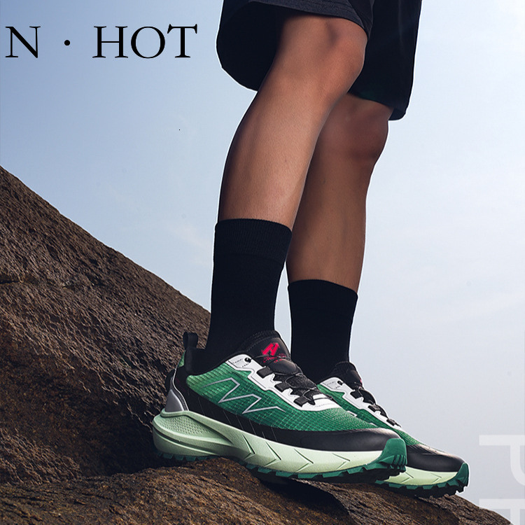 NHOT Designer Luxury Men's Plus Size Outdoor Travel Shoes New Trend Anti Slip Lightweight Running Shoes Breathable Comfortable Casual Versatile S