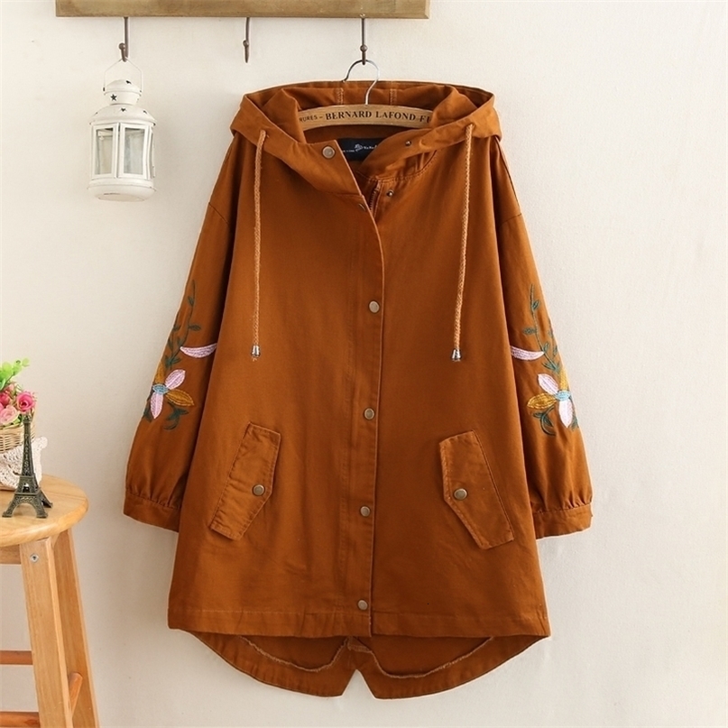 Plus Size Women Trench Coat 2019 Spring Loose Hooded Pocket Zipper SevenPoint Sleeve Embroidered Windbreaker Female Outerwear T200810