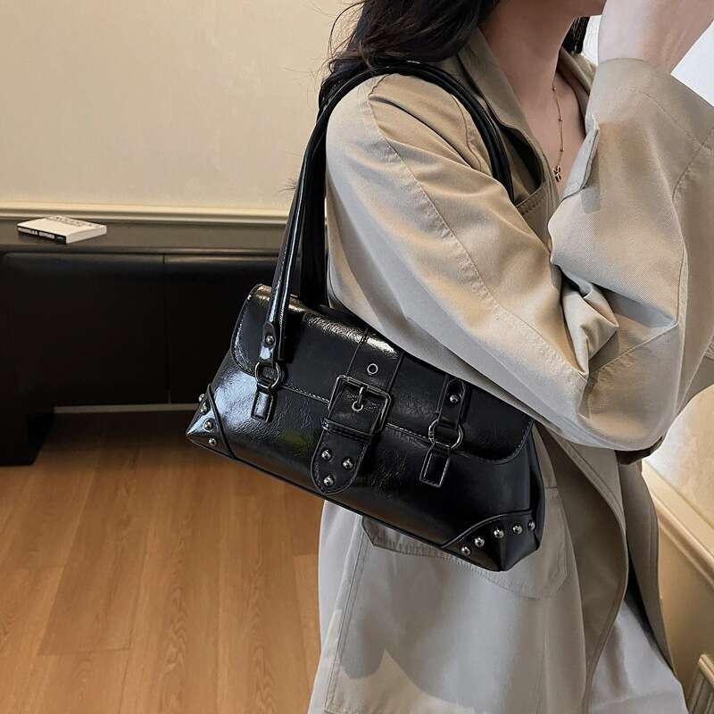 Designer Bags Fashion Tote Bags High-end Underarm for Women 2025 New Trendy Fashion Versatile Rivet Motorcycle Bag Light Luxury Handbag