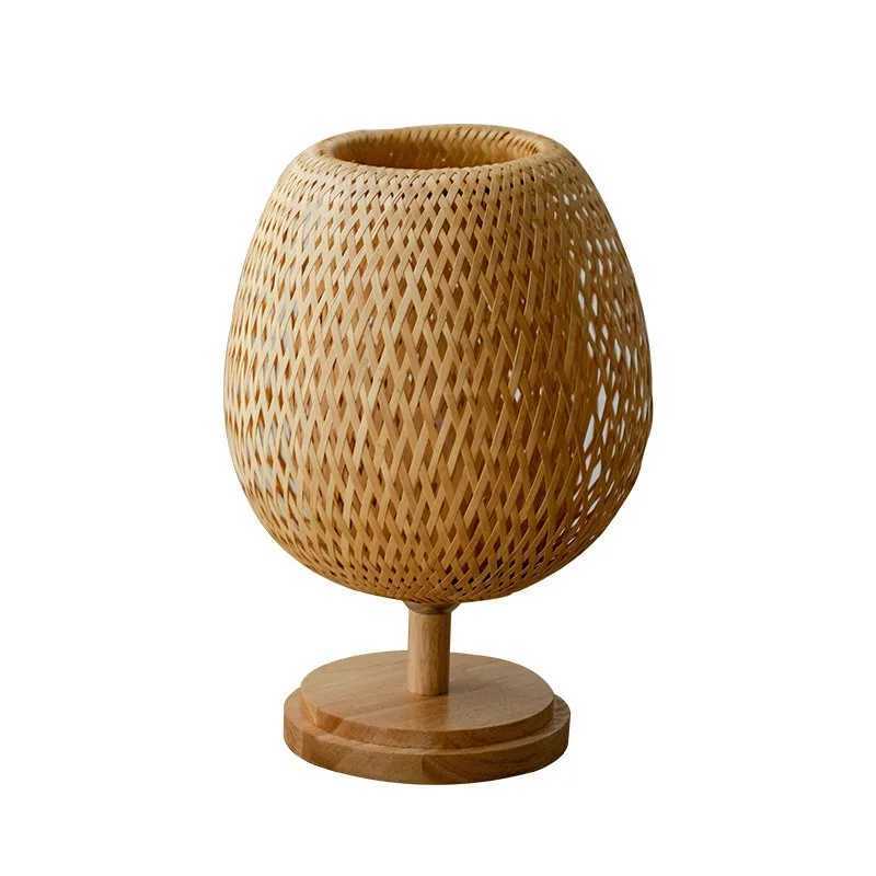 Small Rattan Table Lamp Stepless Dimmable Beside Lamp Vintage Wicker Wooden Nightstand Lamp for Bedroom Living Room Desk C251115