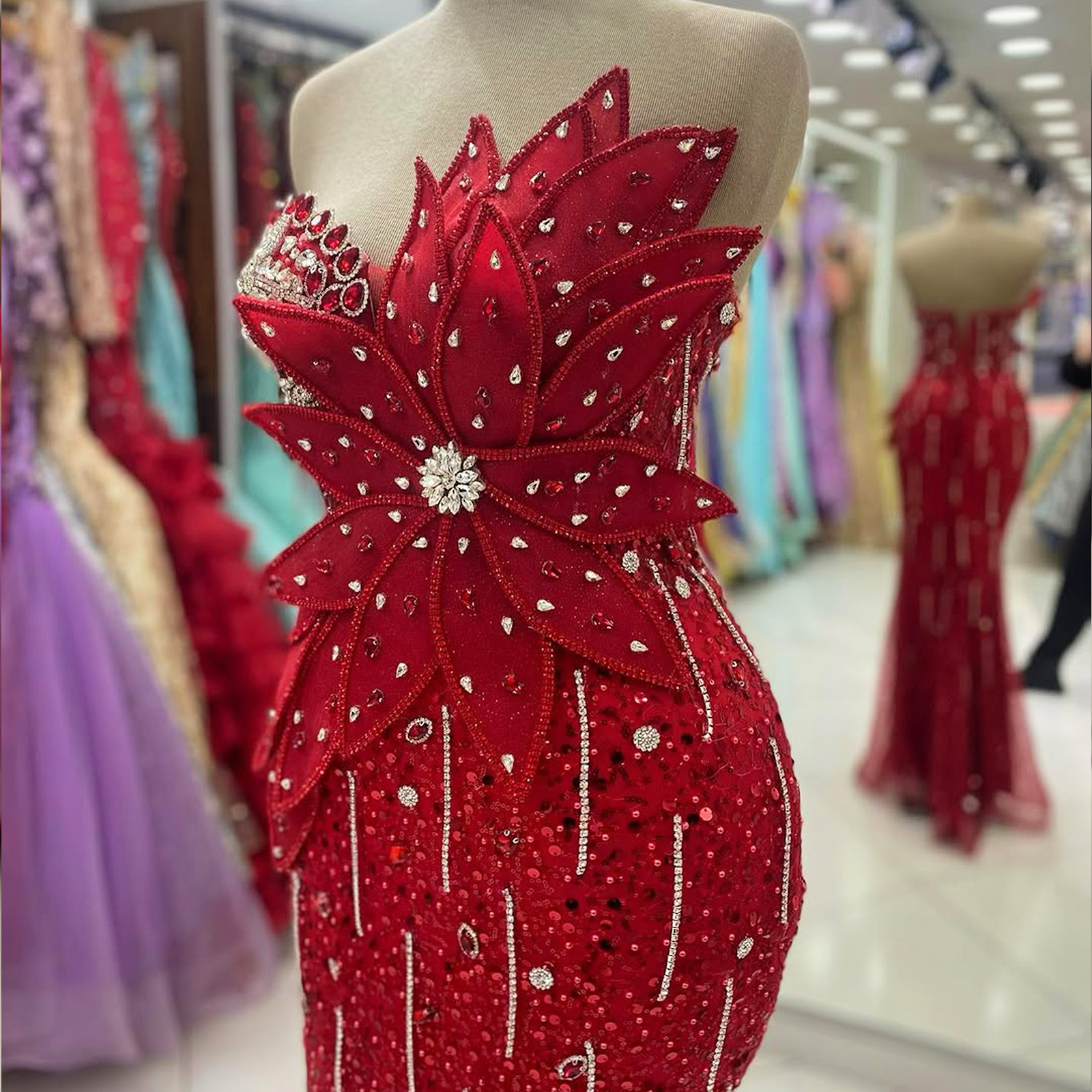 Plus Size Red Prom Dresses for Special Ocns Promdress Illusion Mermaid Sequined Lace Beading Tassel Hand Made Flowers Beaded Birthday Dress BC19183