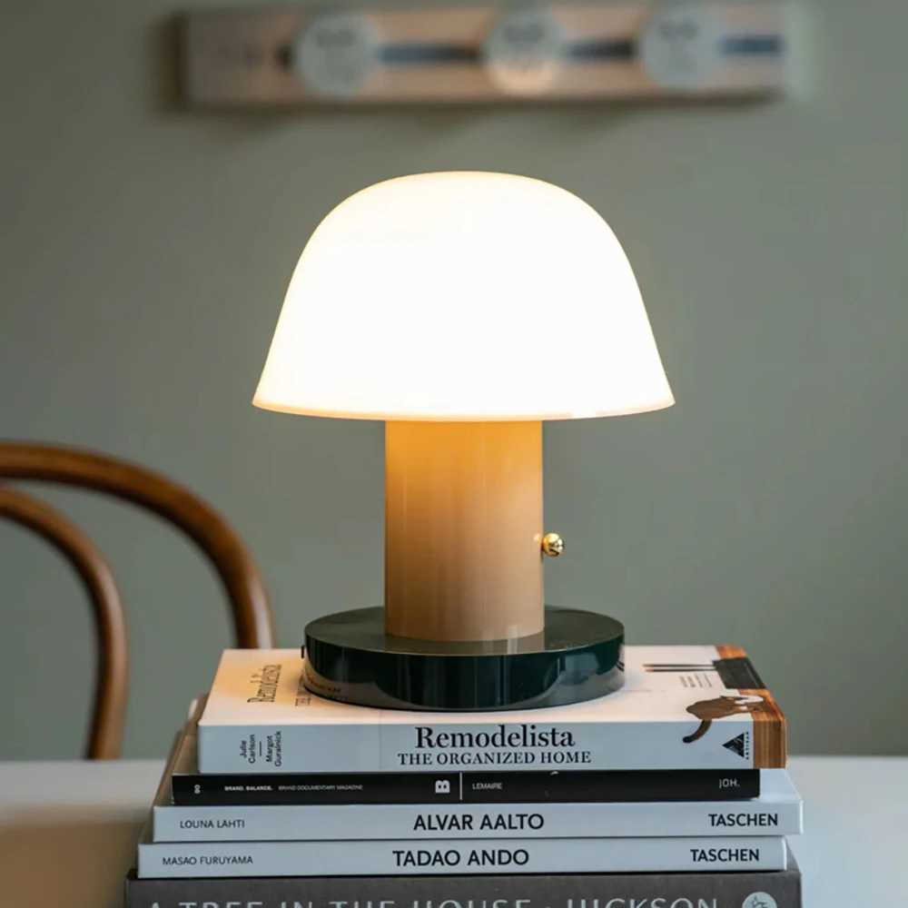 Mushroom table lamp bedroom bedside decorative lamp USB charging LED touch switch desk lamp C251115