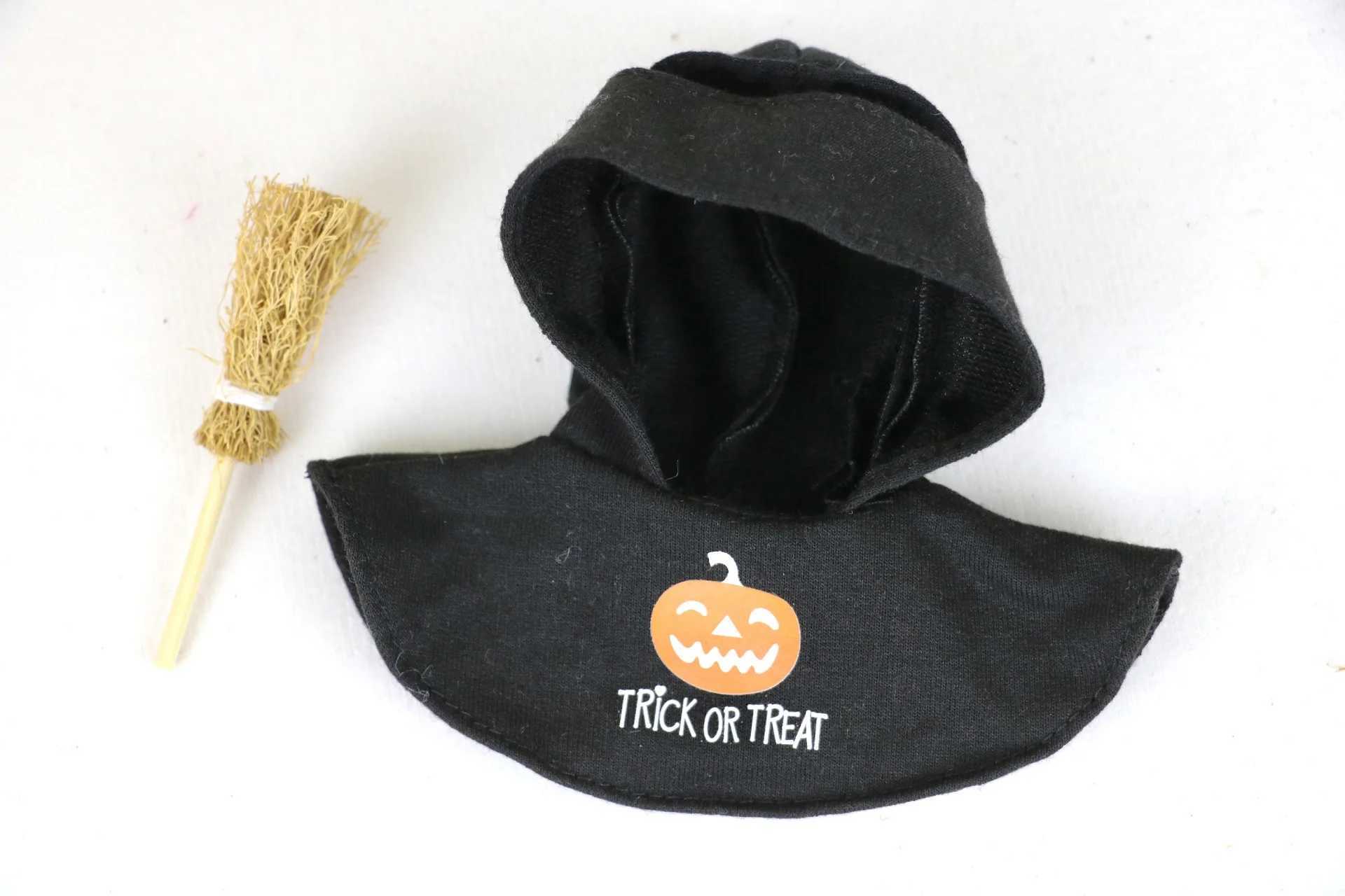 For Doll Cloth 17cm Halloween Evil Cloak Magic Academy Prop Broom Pumpkin Clothes Labubu Doll Pendant Costume Christmas Clothes C250924
