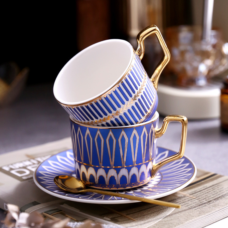 Household Luxury Ceramic Coffee Cup Set with European Coffee Cup and Saucer Set High end and Exquisite Mugs 250728