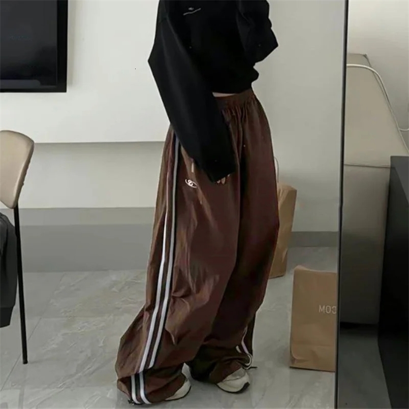 Retro SweatPant Oversized Baggy Pants Fashion Women Striped Elastic Waist Pocket Wide Leg Pant Streetwear Vintage Y2K Trousers 250526