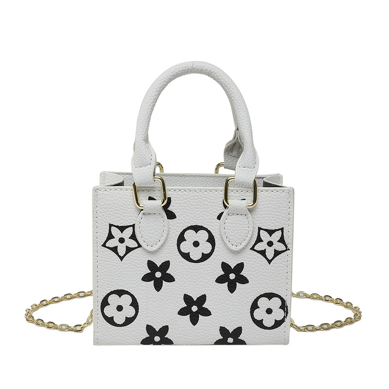 Free Shipping Fashionable retro hand-held small square bag women's bag casual western-style shoulder bag chain crossbody bag