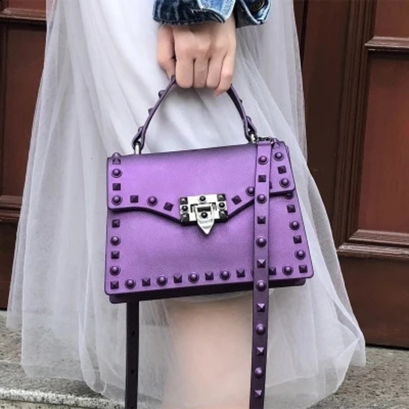 Fashion Jelly Bag Retro Rivet Womens PVC Handbag Simple Casual Portable Shoulder Square Horizontal 240913