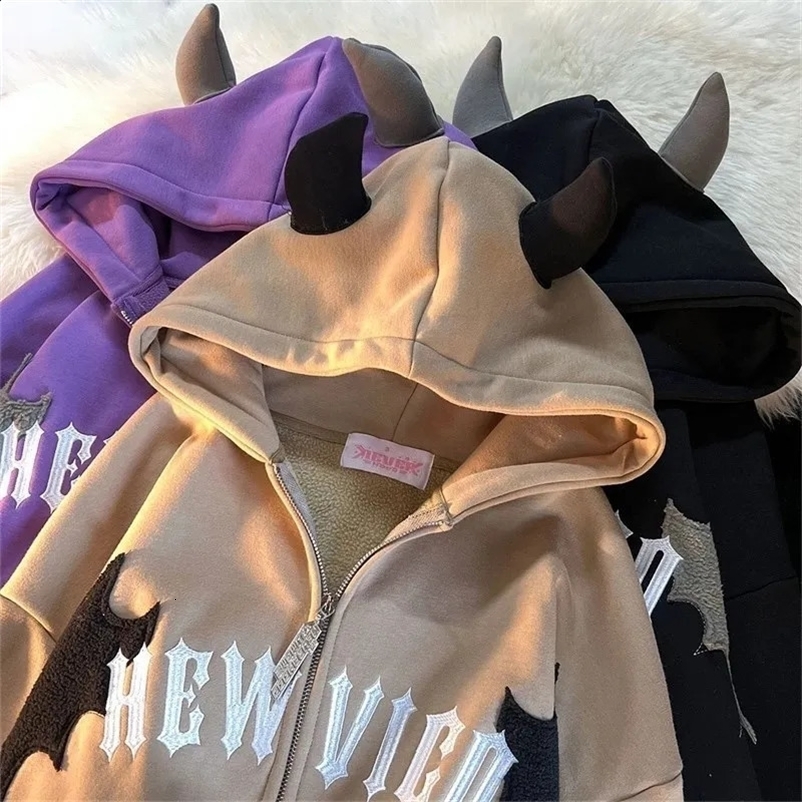 Hip Hop Gothic Bat Wing Devil Horn Gothic Zip Up Hoodie Jacket Women Men Oversized Sweatshirt Kawaii Clothes Harajuku Winter Y2K 240812